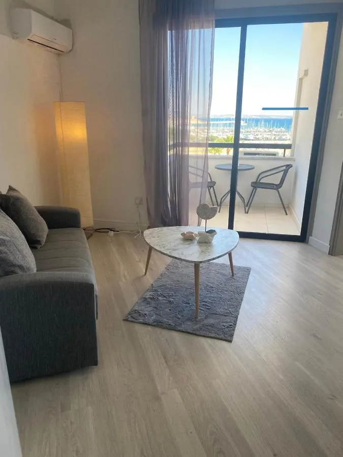 Alex Beach Apartment 503 Larnaca Cyprus